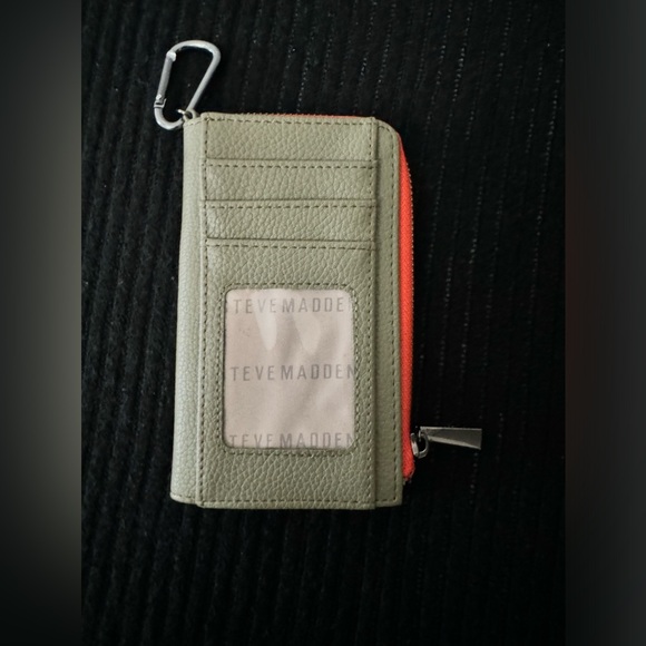 Steve Madden Wallet and card holder - Picture 4 of 4